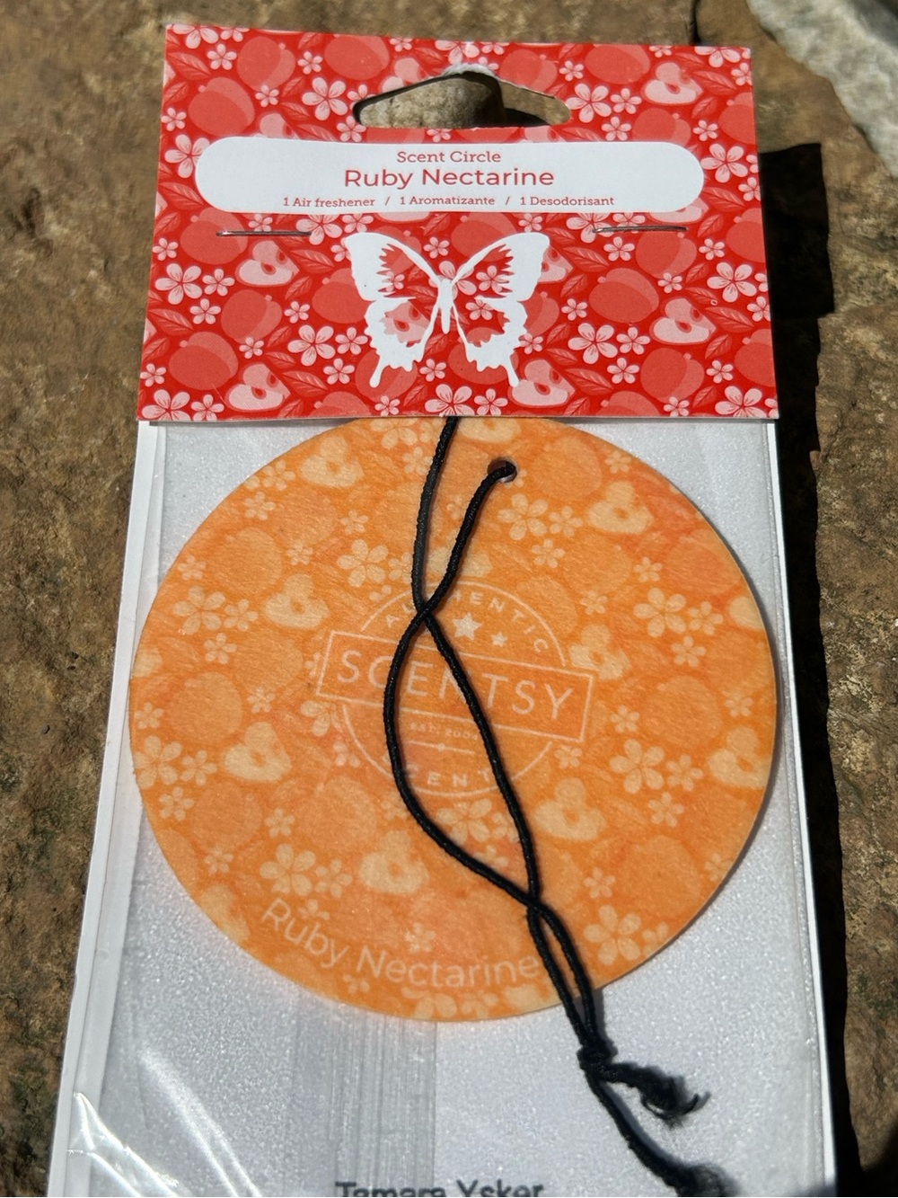 Scentsy Ruby Nectarine Air Freshener Scent Circles - Car, Closets, Small Spaces